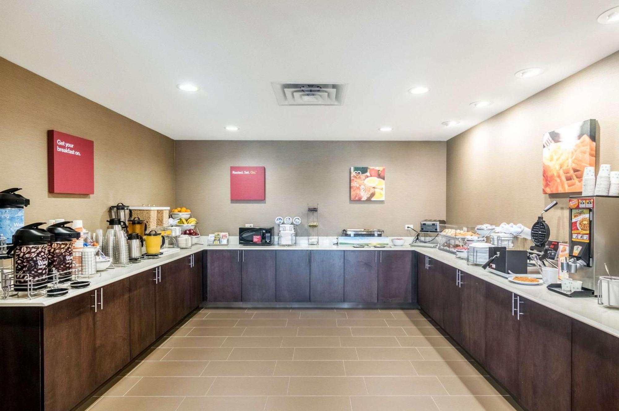 Comfort Suites Meridian And I-40 Оклахома-Сити Экстерьер фото