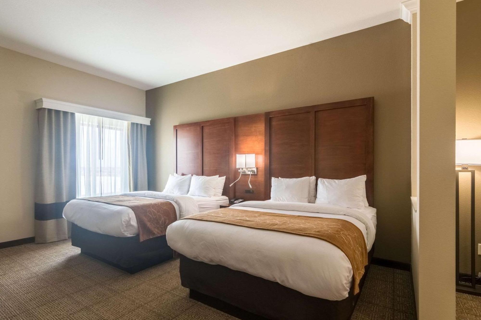 Comfort Suites Meridian And I-40 Оклахома-Сити Экстерьер фото