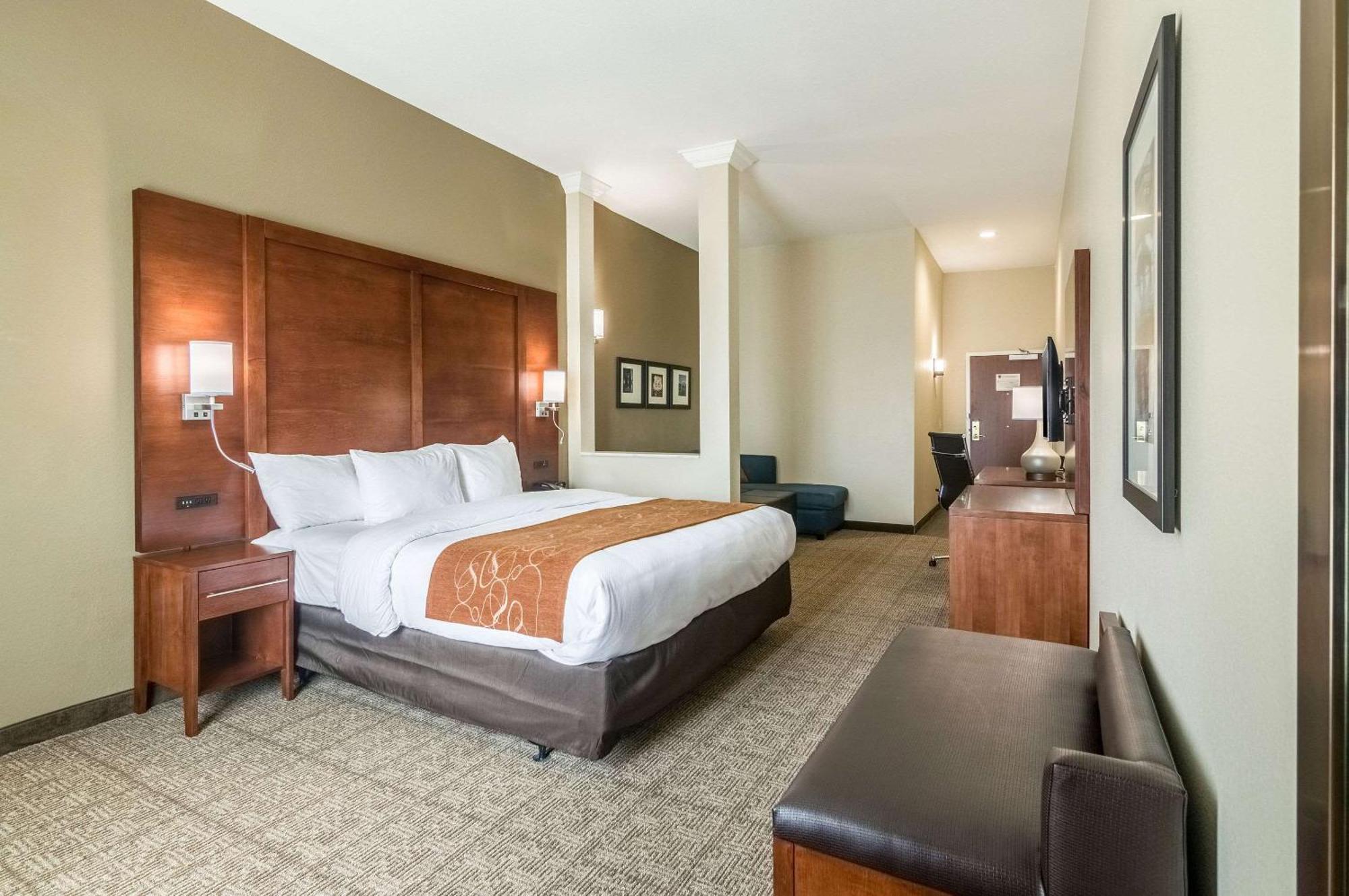 Comfort Suites Meridian And I-40 Оклахома-Сити Экстерьер фото
