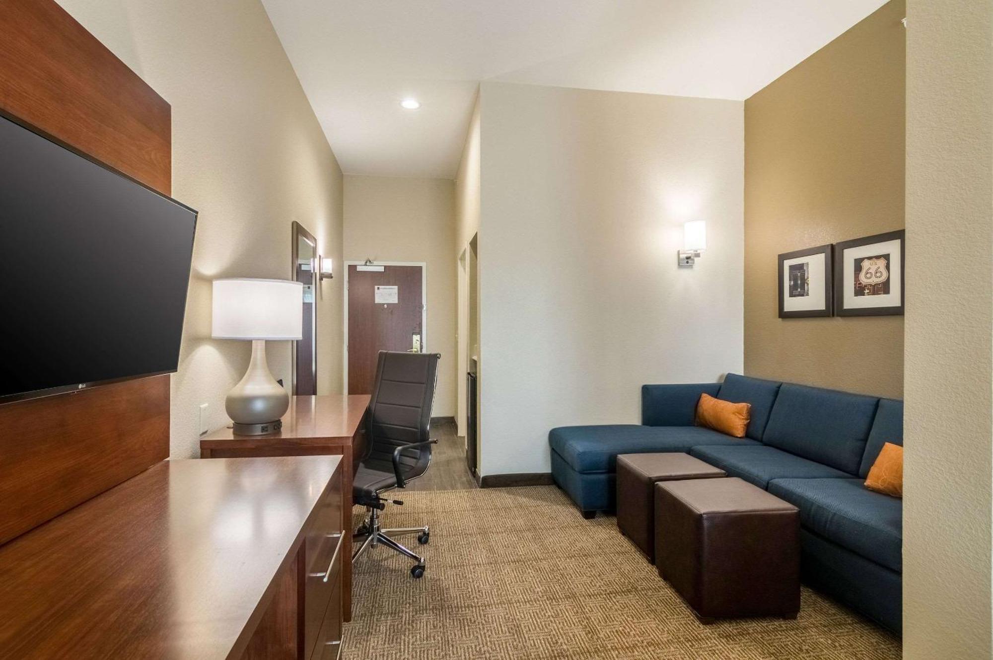 Comfort Suites Meridian And I-40 Оклахома-Сити Экстерьер фото