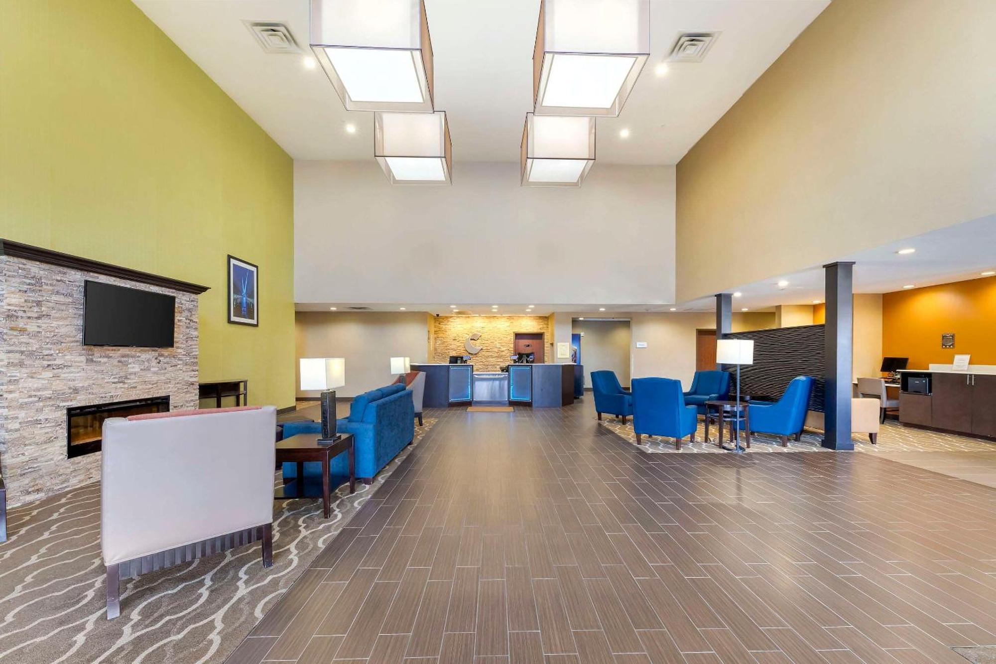 Comfort Suites Meridian And I-40 Оклахома-Сити Экстерьер фото