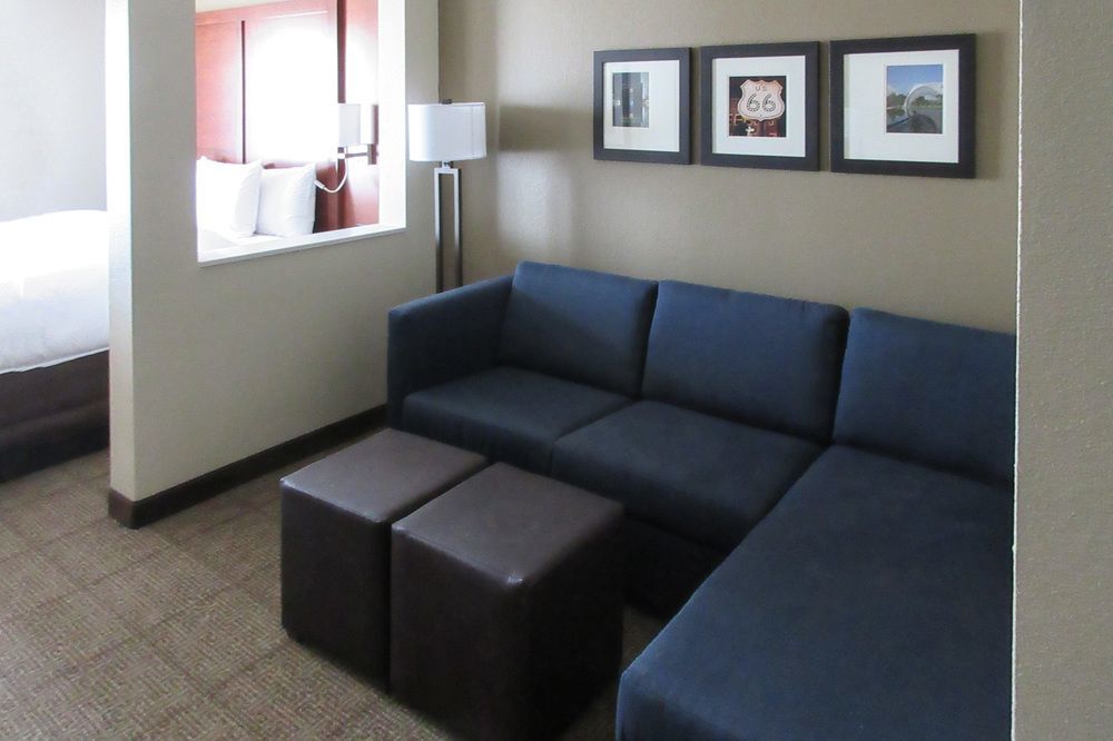 Comfort Suites Meridian And I-40 Оклахома-Сити Экстерьер фото