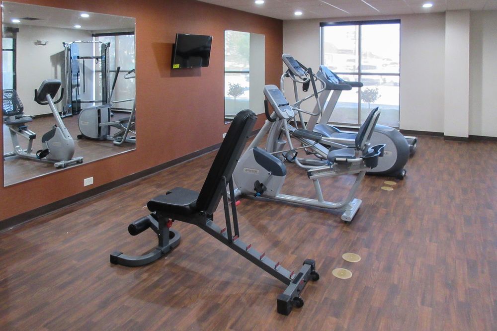 Comfort Suites Meridian And I-40 Оклахома-Сити Экстерьер фото