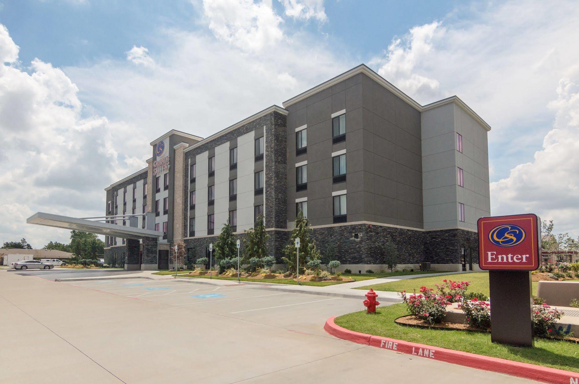 Comfort Suites Meridian And I-40 Оклахома-Сити Экстерьер фото