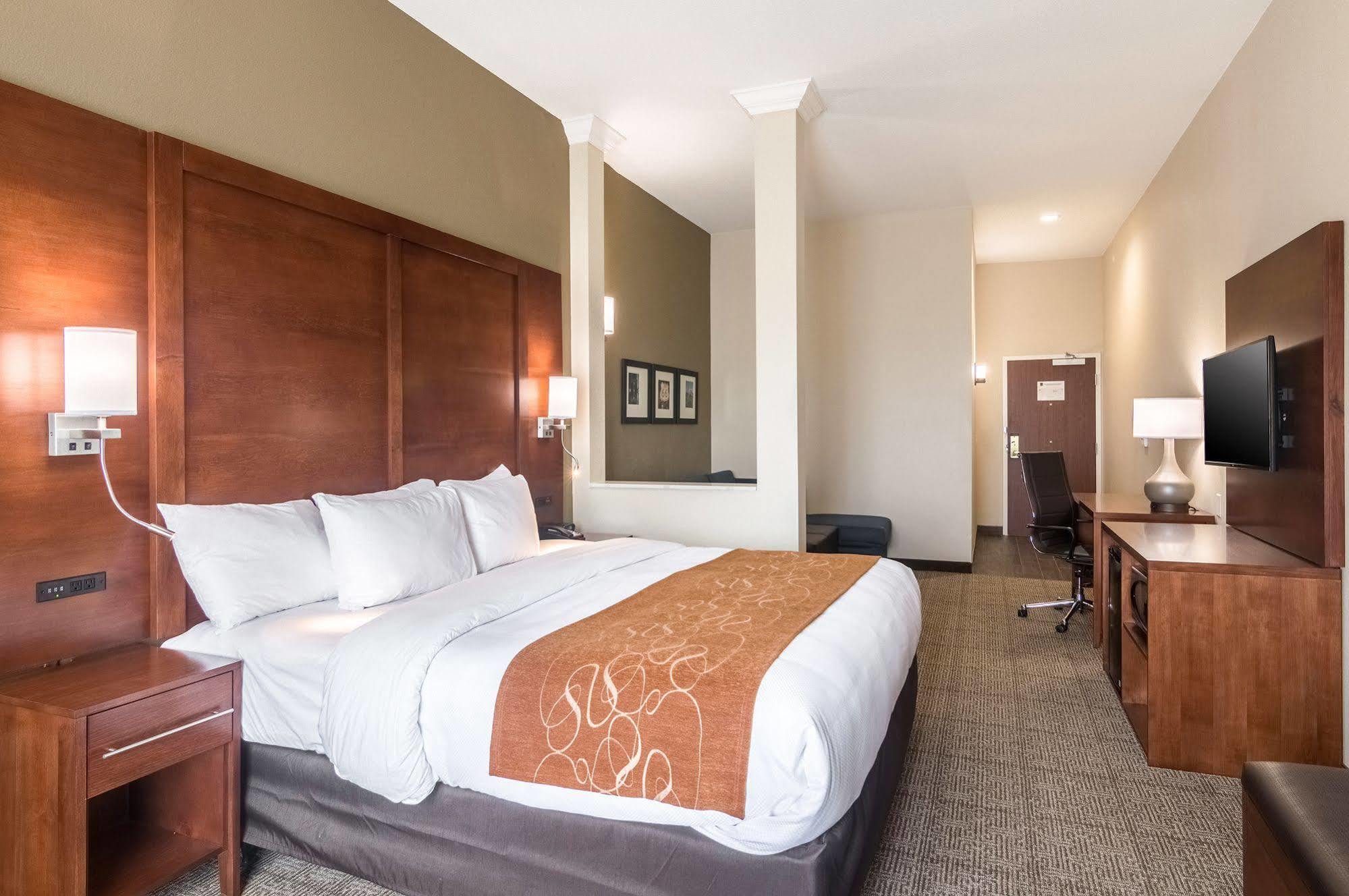 Comfort Suites Meridian And I-40 Оклахома-Сити Экстерьер фото